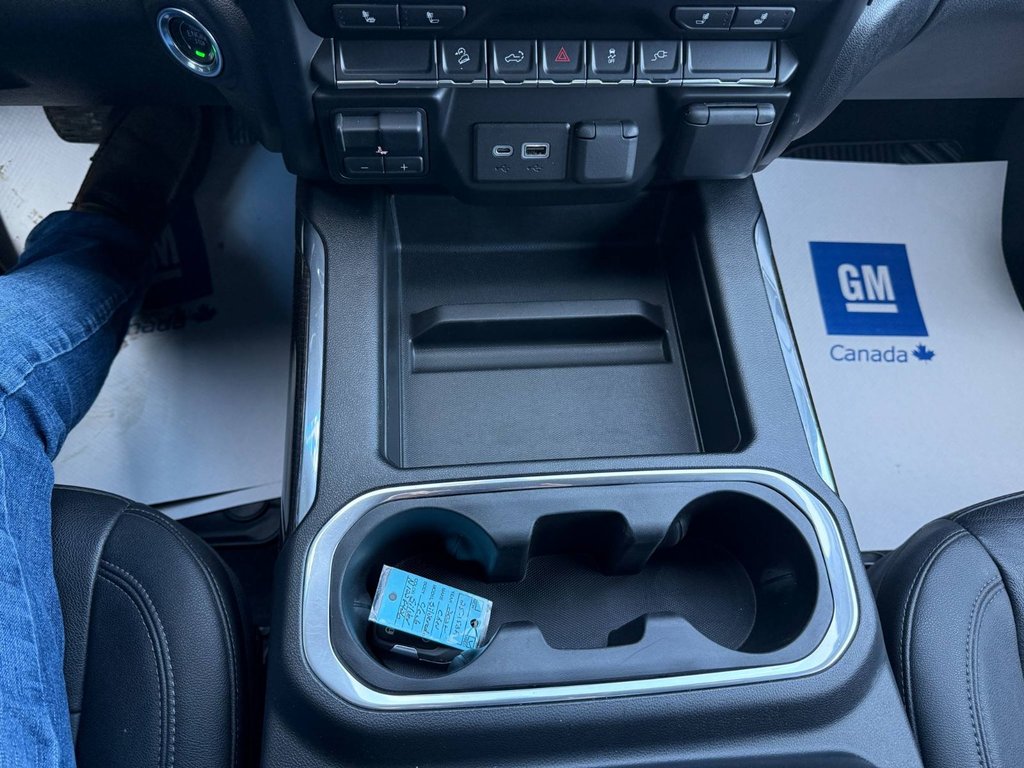 2022 Chevrolet Silverado 2500HD LT in Grand Falls, New Brunswick - 16 - w1024h768px