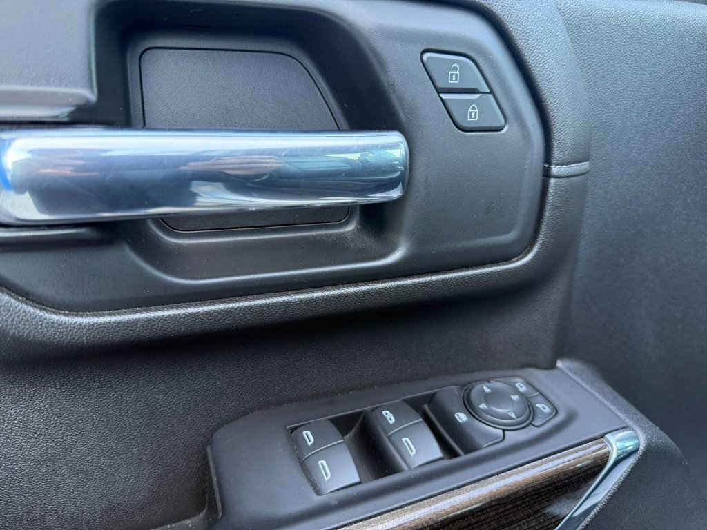 2022 Chevrolet Silverado 2500HD LT in Grand Falls, New Brunswick - 12 - w1024h768px