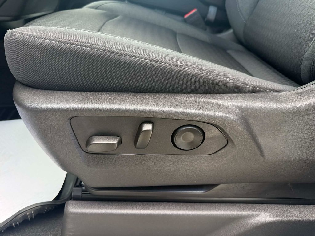 2025 Chevrolet Silverado 2500HD Custom in Grand Falls, New Brunswick - 18 - w1024h768px