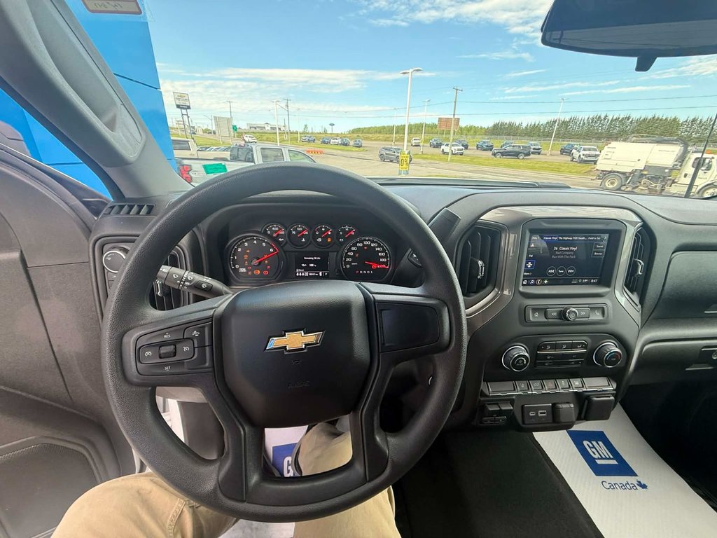 2025 Chevrolet Silverado 2500HD Custom in Grand Falls, New Brunswick - 16 - w1024h768px
