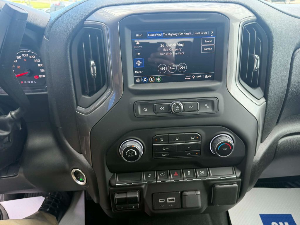 2025 Chevrolet Silverado 2500HD Custom in Grand Falls, New Brunswick - 10 - w1024h768px