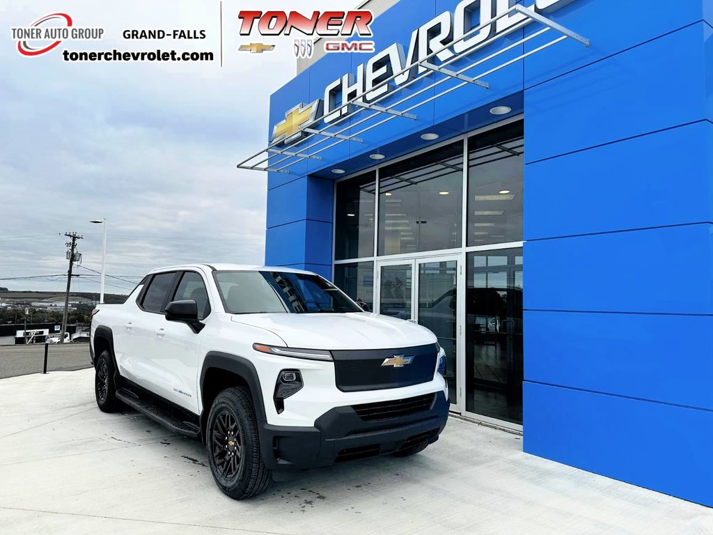 2024  Silverado EV 3WT in Grand Falls, New Brunswick - 1 - w1024h768px