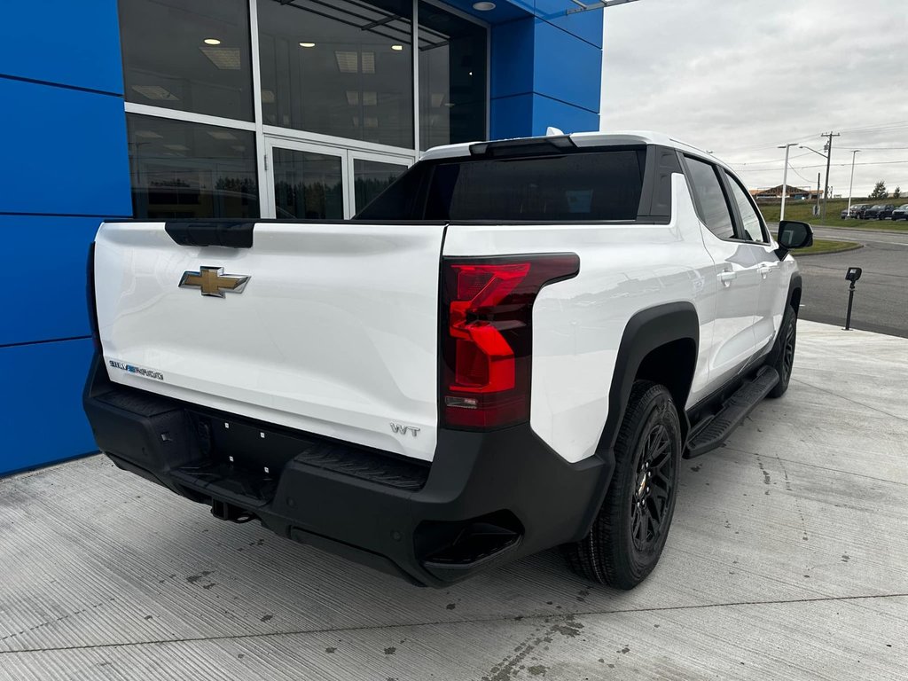 2024  Silverado EV 3WT in Grand Falls, New Brunswick - 4 - w1024h768px