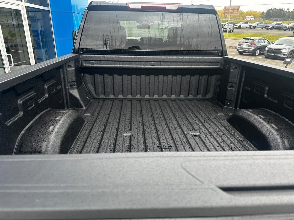 SILVERADO 2500 HD CUSTOM 2025 à Grand Falls, Nouveau-Brunswick - 6 - w1024h768px