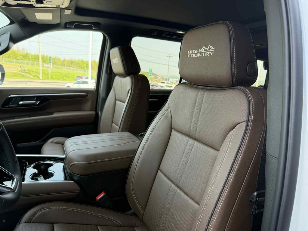 2025 Chevrolet Tahoe High Country in Grand Falls, New Brunswick - 15 - w1024h768px