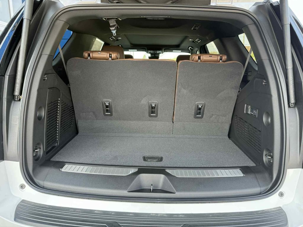 2025 Chevrolet Tahoe High Country in Grand Falls, New Brunswick - 7 - w1024h768px