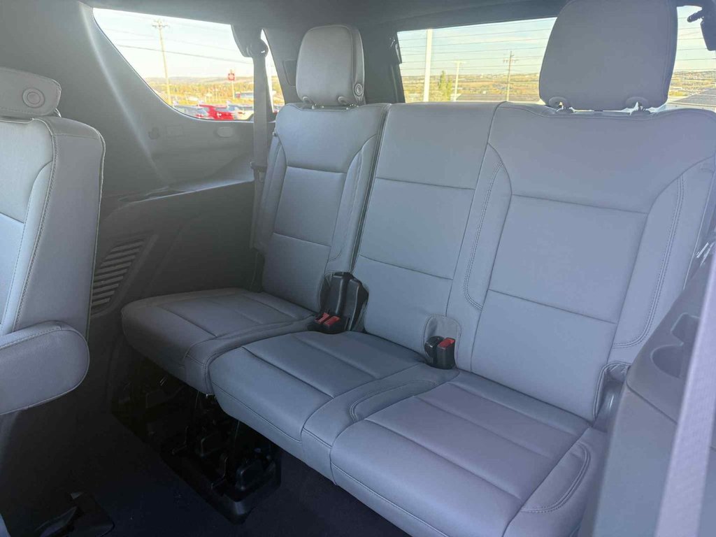 2026 Chevrolet Tahoe LT in Grand Falls, New Brunswick - 11 - w1024h768px