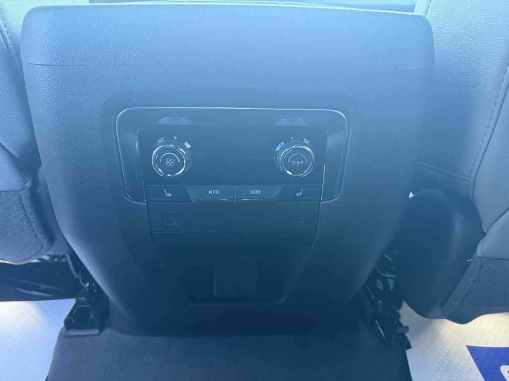 2026 Chevrolet Tahoe LT in Grand Falls, New Brunswick - 18 - w1024h768px