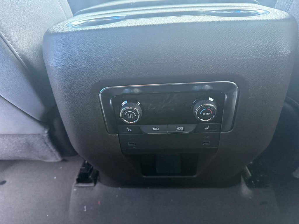 Chevrolet Tahoe LT 2026 à Grand Falls, Nouveau-Brunswick - 13 - w1024h768px