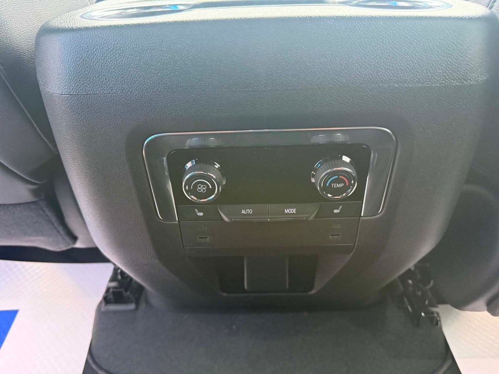 2026 Chevrolet Tahoe LT in Grand Falls, New Brunswick - 11 - w1024h768px