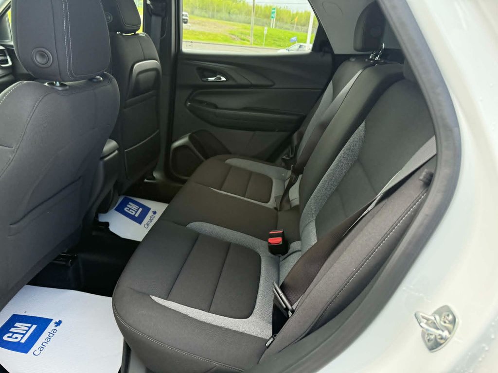 Chevrolet Trailblazer LS 2026 à Grand Falls, Nouveau-Brunswick - 11 - w1024h768px