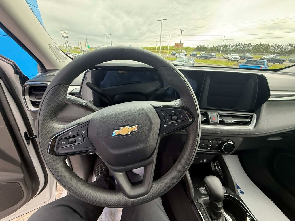 Chevrolet Trailblazer LS 2026 à Grand Falls, Nouveau-Brunswick - 14 - w1024h768px