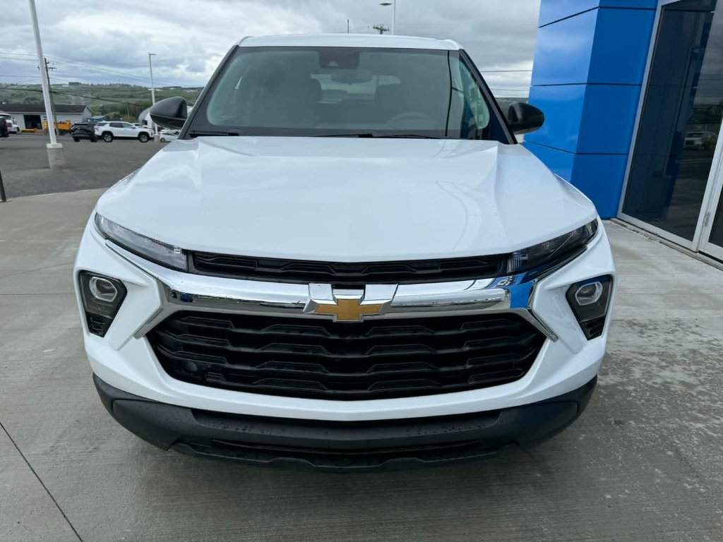 Chevrolet Trailblazer LS 2026 à Grand Falls, Nouveau-Brunswick - 3 - w1024h768px