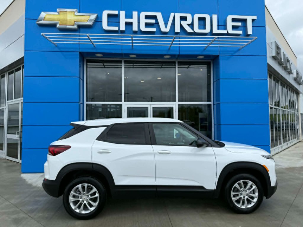 Chevrolet Trailblazer LS 2026 à Grand Falls, Nouveau-Brunswick - 4 - w1024h768px