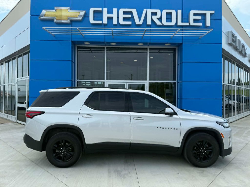Chevrolet Traverse LT Cloth 2022 à Grand Falls, Nouveau-Brunswick - 4 - w1024h768px
