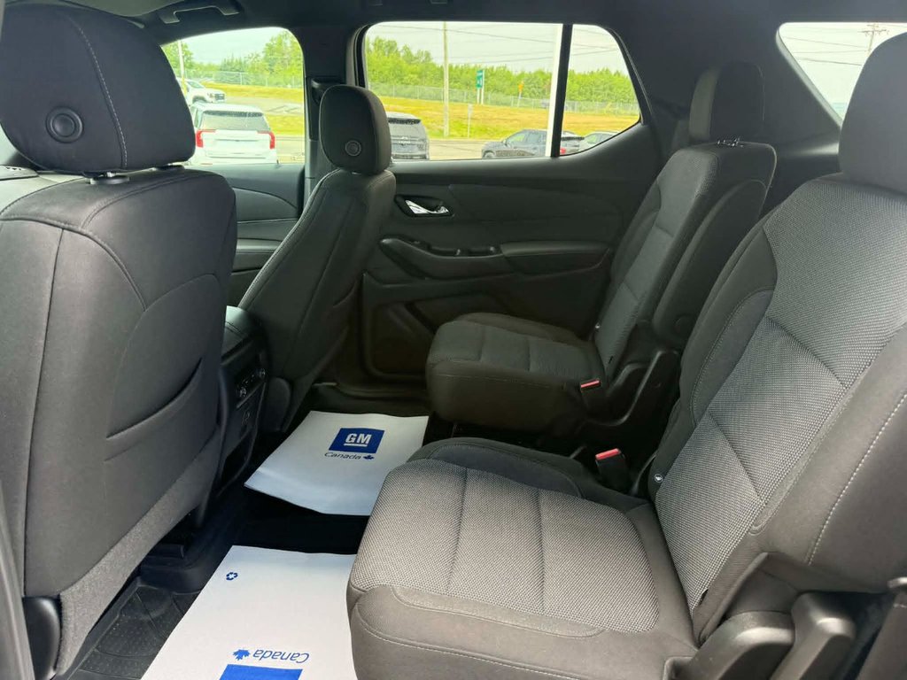 Chevrolet Traverse LT Cloth 2022 à Grand Falls, Nouveau-Brunswick - 17 - w1024h768px