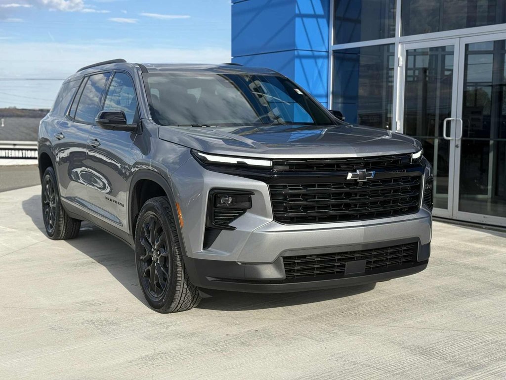 2026 Chevrolet Traverse LT in Grand Falls, New Brunswick - 2 - w1024h768px