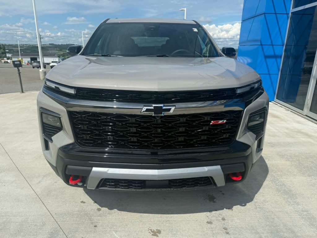 2026 Chevrolet Traverse Z71 in Grand Falls, New Brunswick - 3 - w1024h768px