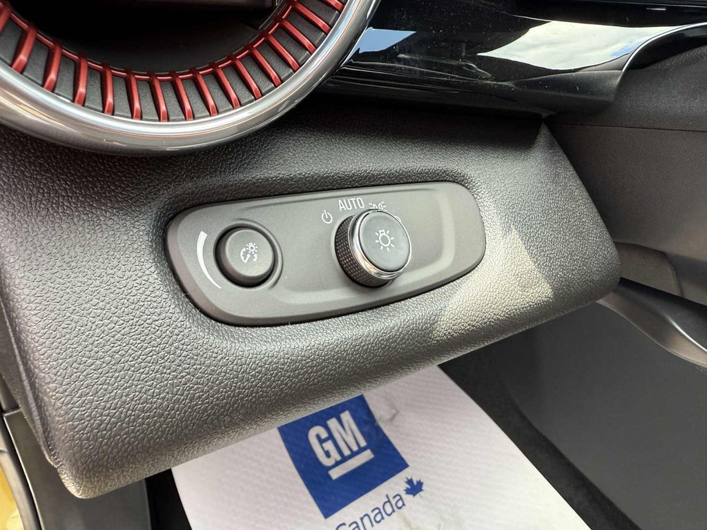 2025 Chevrolet Trax 2RS in Grand Falls, New Brunswick - 8 - w1024h768px
