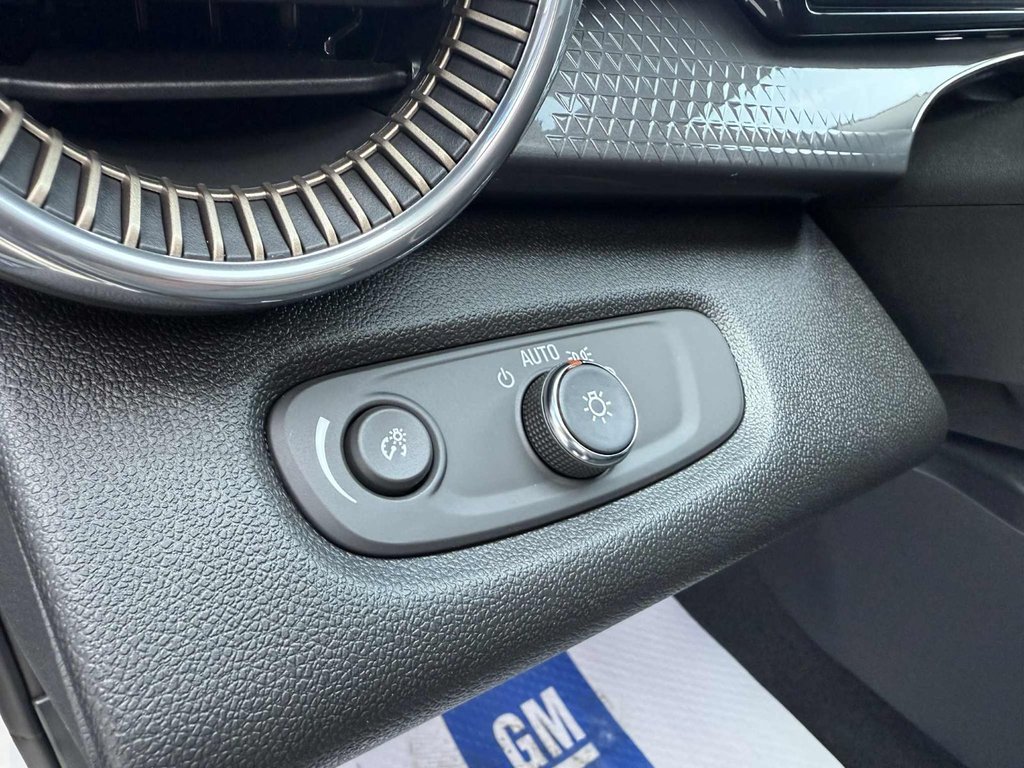 2025 Chevrolet Trax ACTIV in Grand Falls, New Brunswick - 12 - w1024h768px