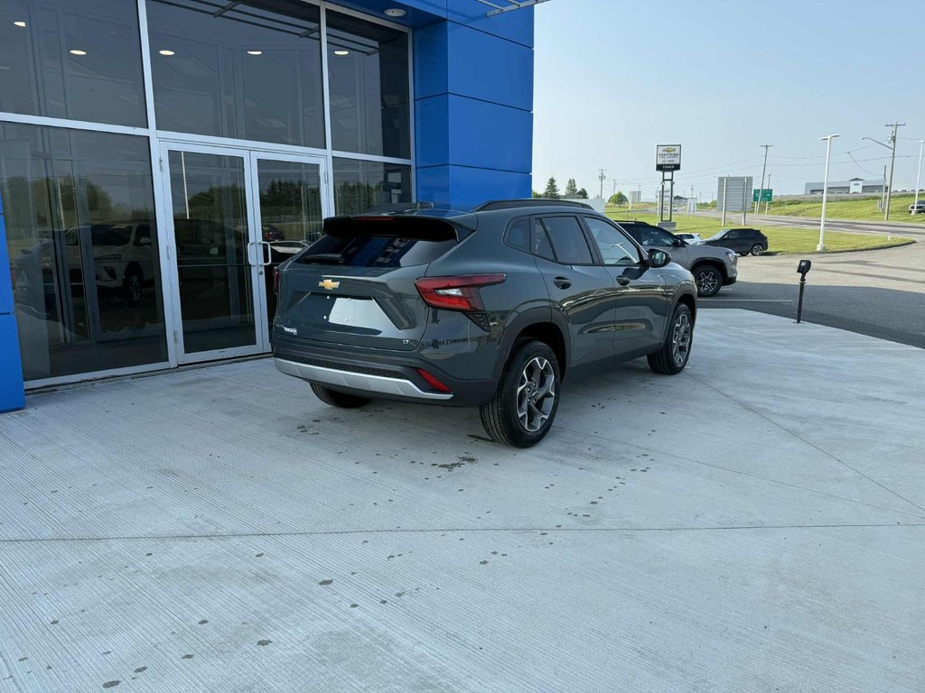2025 Chevrolet Trax LT in Grand Falls, New Brunswick - 5 - w1024h768px