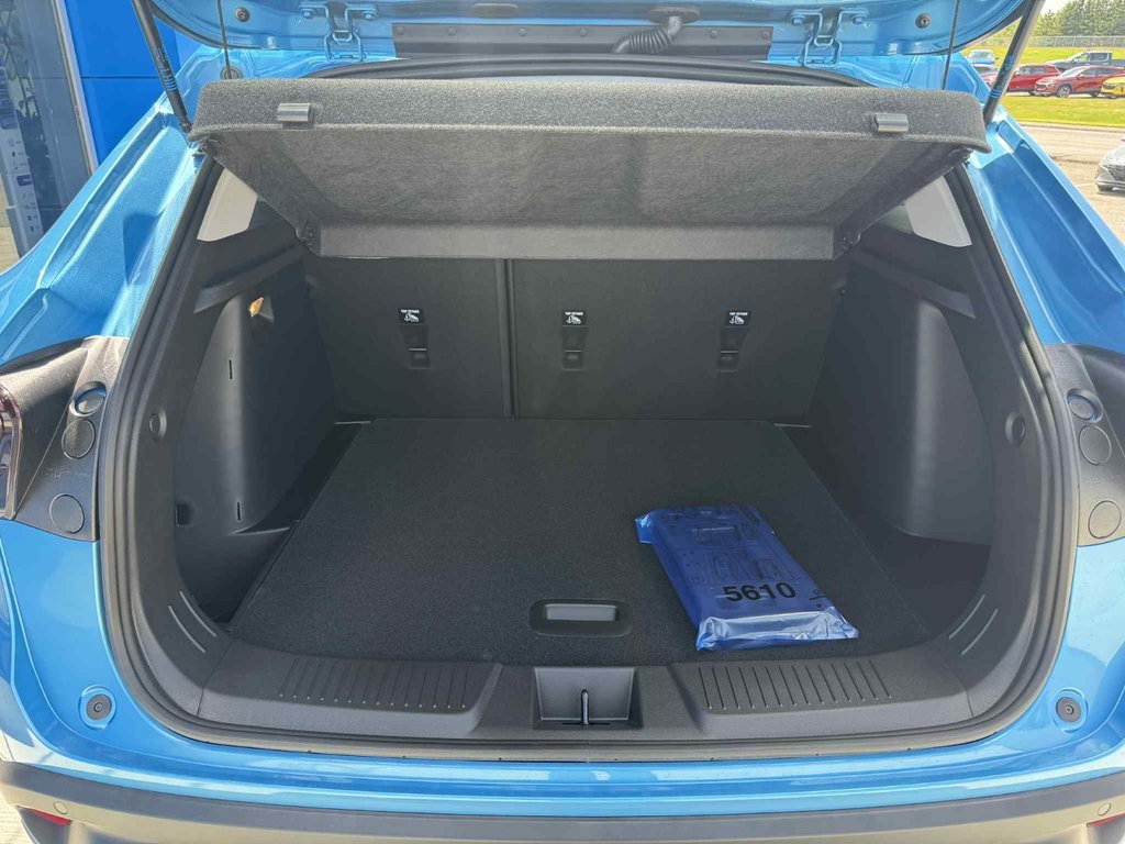 2025 Chevrolet Trax LT in Grand Falls, New Brunswick - 8 - w1024h768px