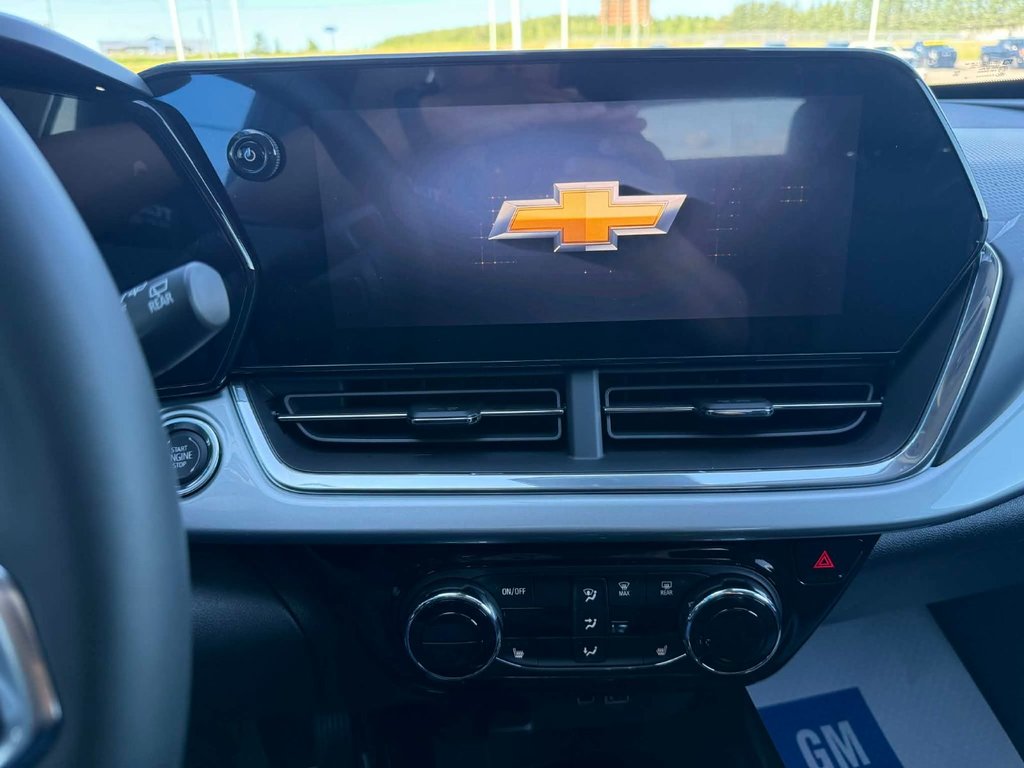 2026 Chevrolet Trax LT in Grand Falls, New Brunswick - 13 - w1024h768px