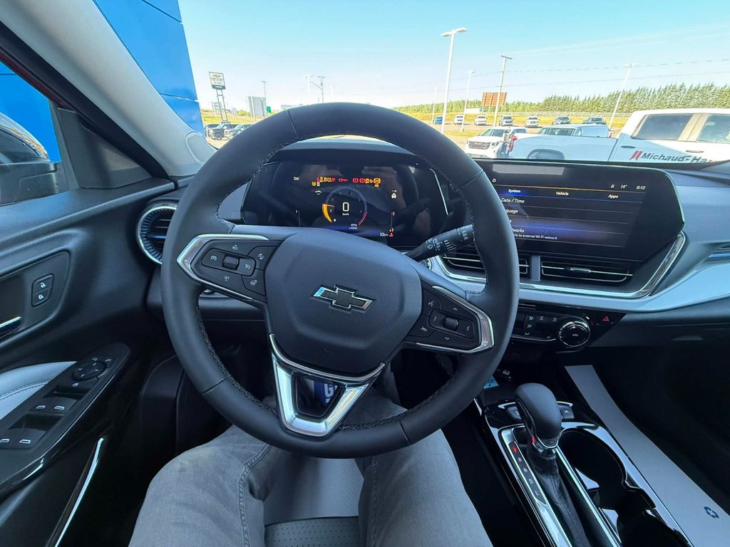 2026 Chevrolet Trax LT in Grand Falls, New Brunswick - 9 - w1024h768px