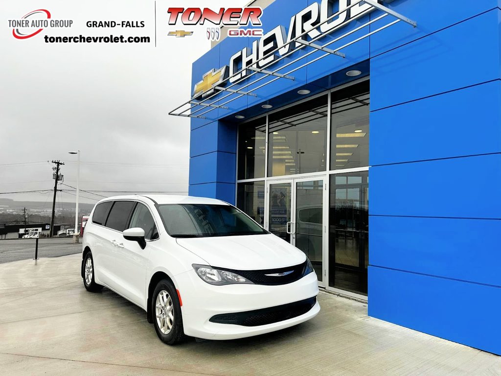 2022  Grand Caravan SXT in Grand Falls, New Brunswick - 1 - w1024h768px