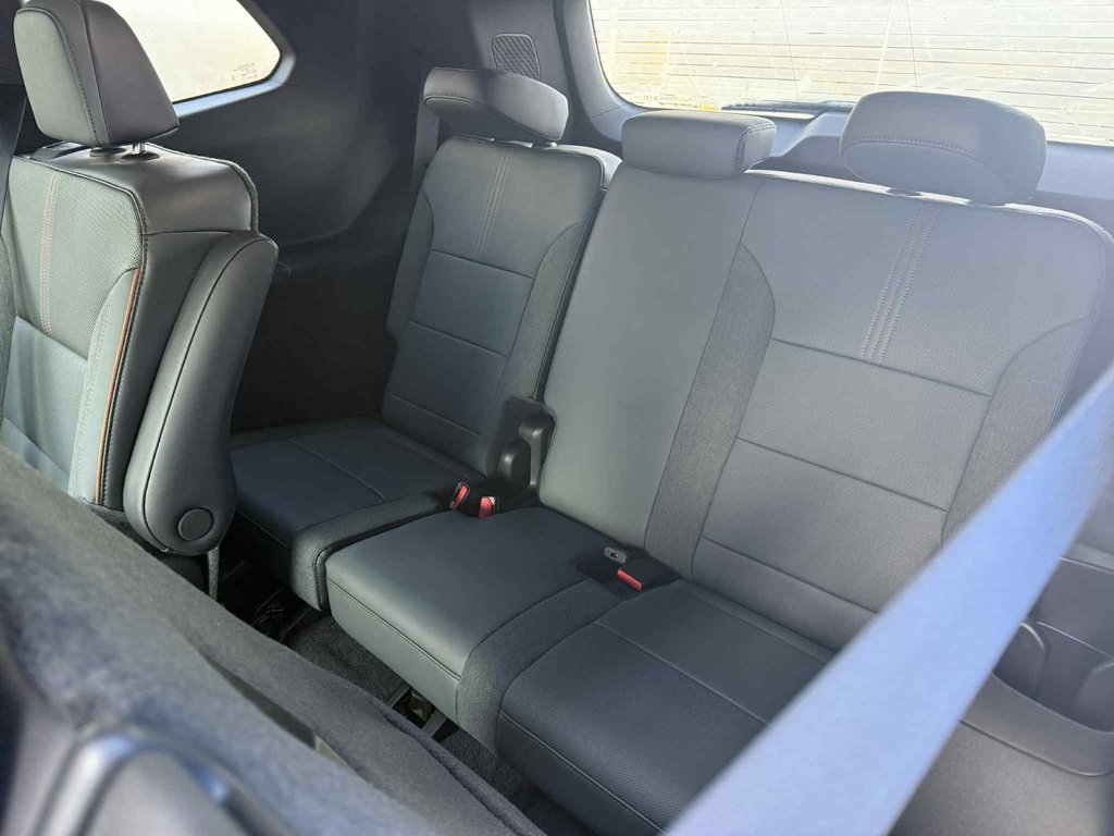 2026 GMC Acadia AT4 in Grand Falls, New Brunswick - 12 - w1024h768px