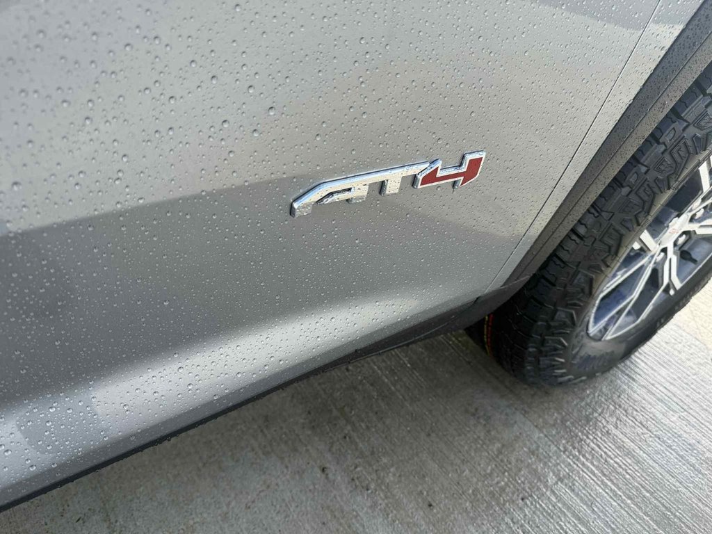 2026 GMC Acadia AT4 in Grand Falls, New Brunswick - 21 - w1024h768px