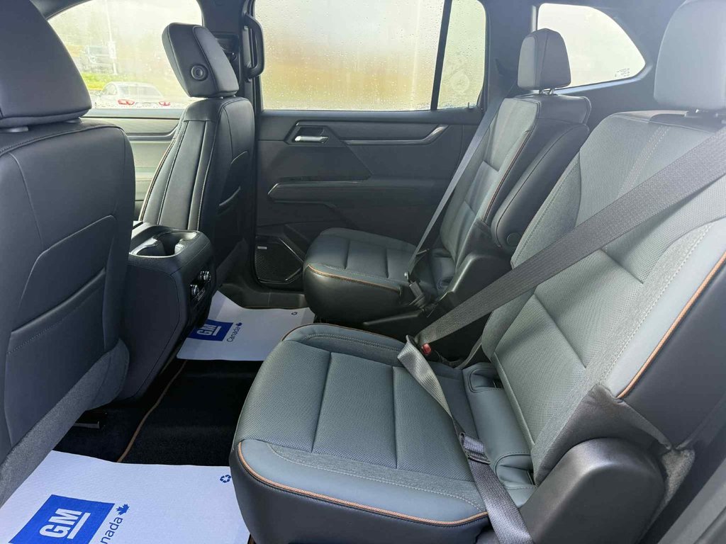 2026 GMC Acadia AT4 in Grand Falls, New Brunswick - 13 - w1024h768px