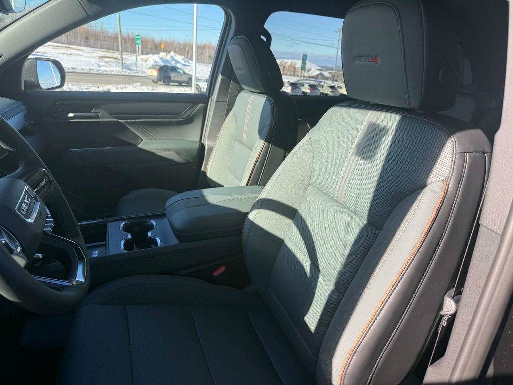 2026 GMC Acadia AT4 in Grand Falls, New Brunswick - 15 - w1024h768px
