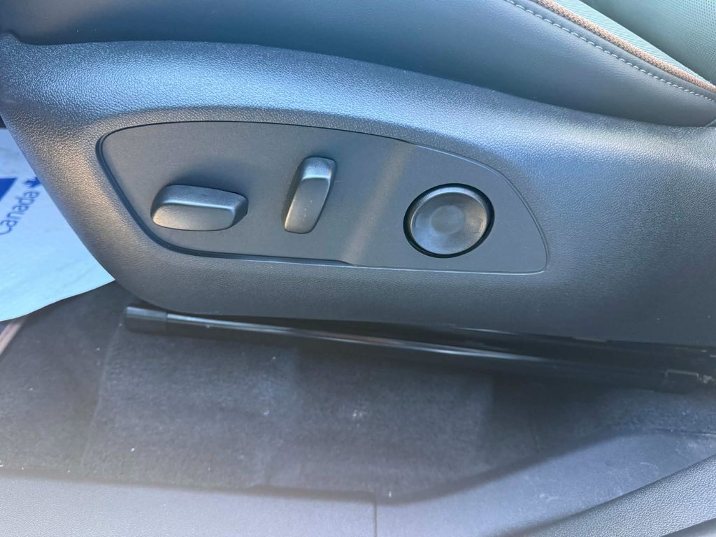 2026 GMC Acadia AT4 in Grand Falls, New Brunswick - 14 - w1024h768px