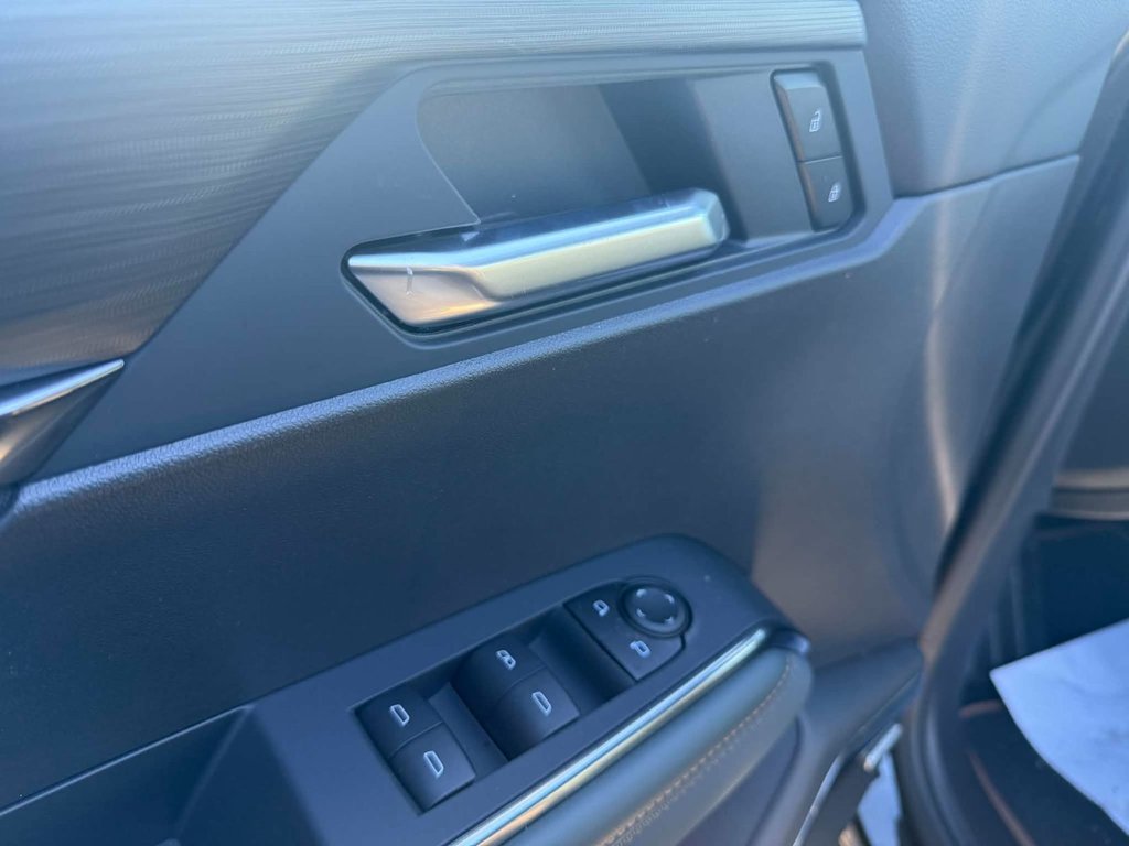 2026 GMC Acadia AT4 in Grand Falls, New Brunswick - 18 - w1024h768px