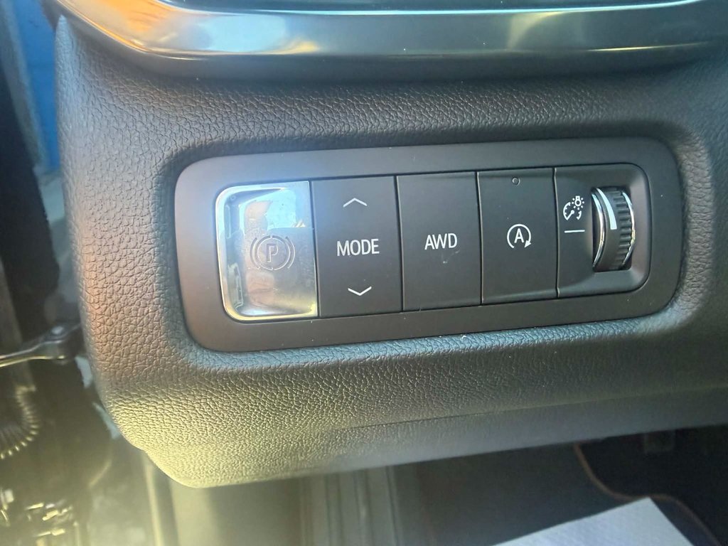 2026 GMC Acadia AT4 in Grand Falls, New Brunswick - 19 - w1024h768px