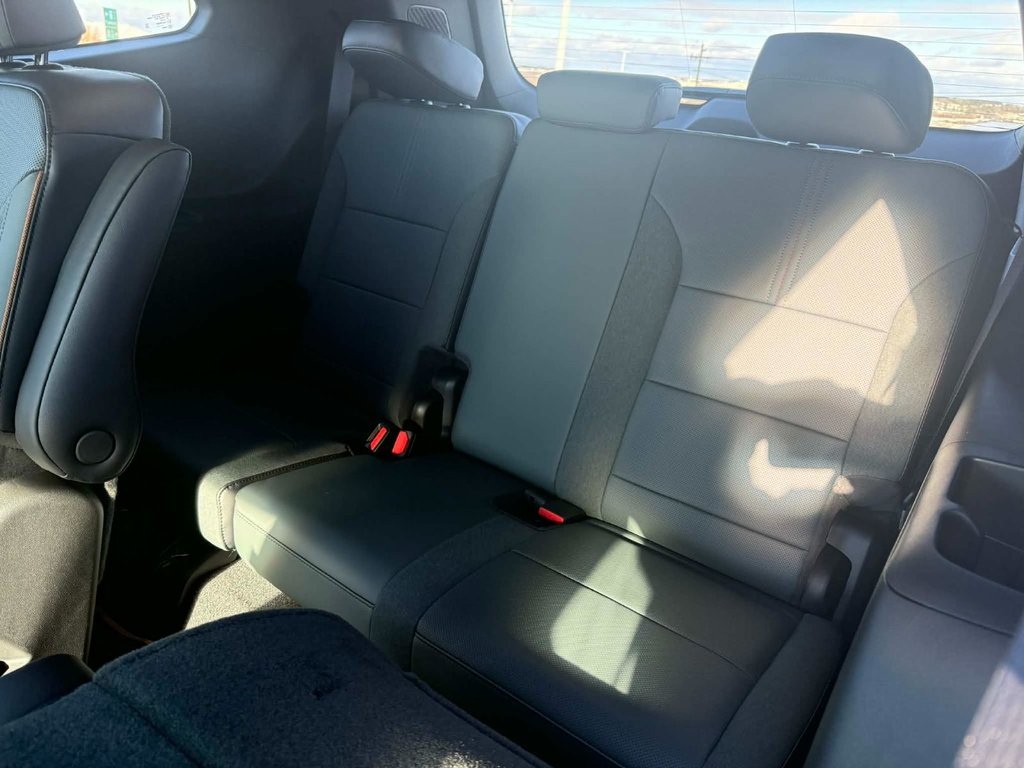 2026 GMC Acadia AT4 in Grand Falls, New Brunswick - 20 - w1024h768px