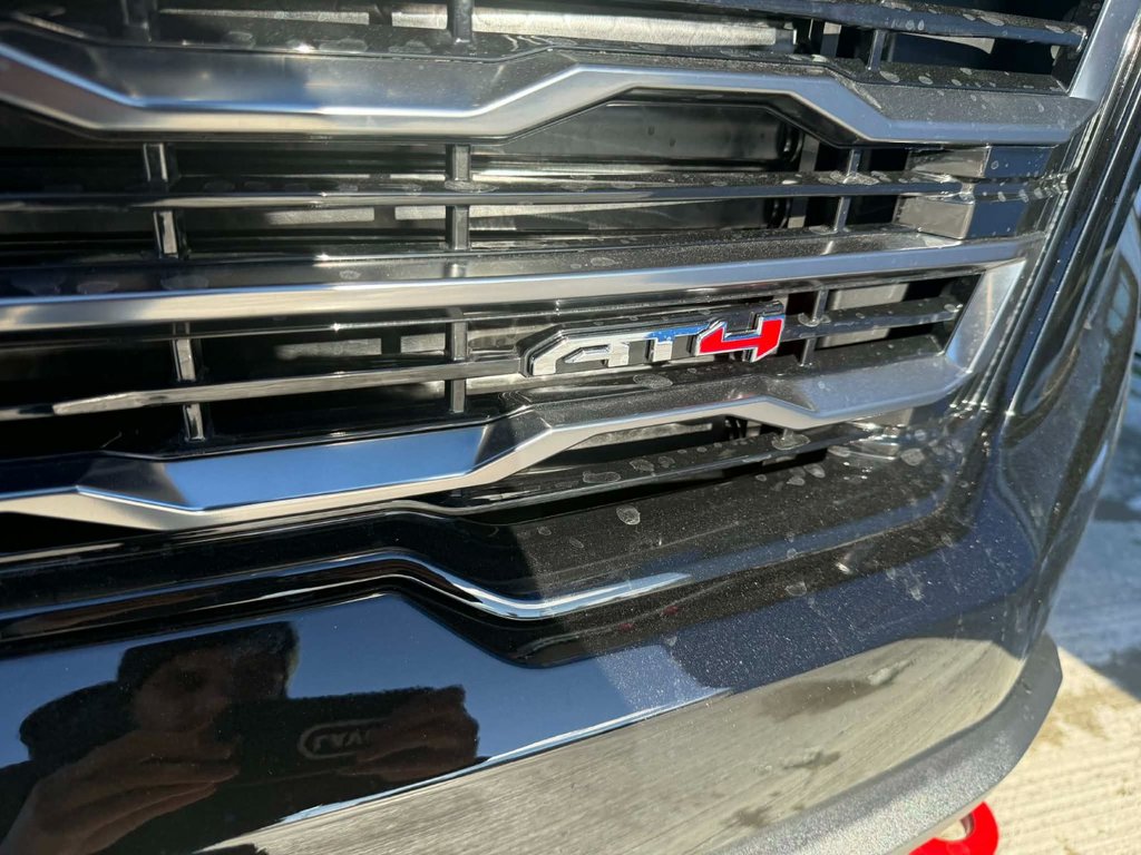 2026 GMC Acadia AT4 in Grand Falls, New Brunswick - 17 - w1024h768px