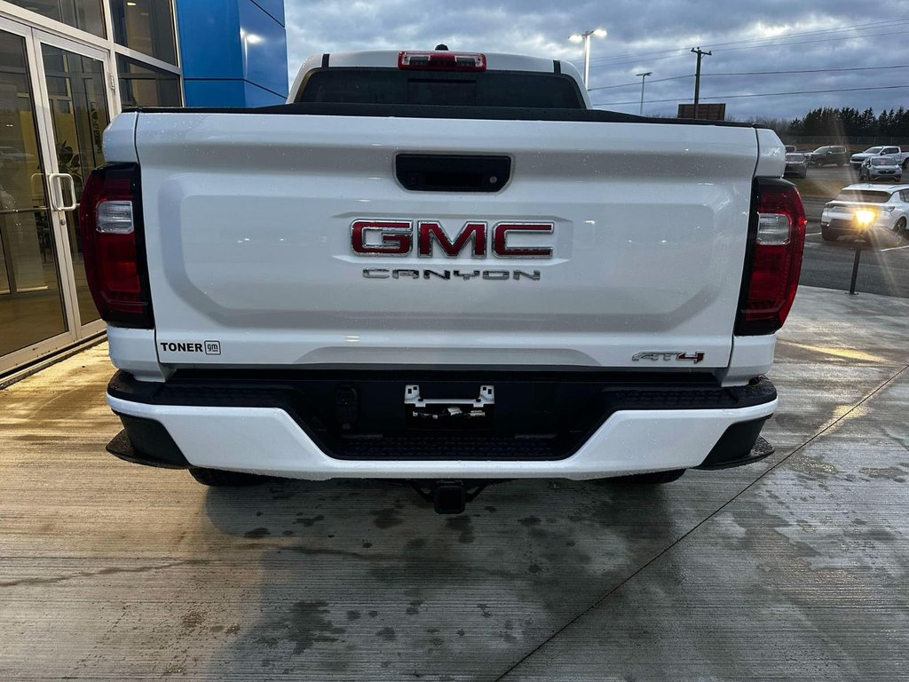 2024 GMC Canyon AT4 in Grand Falls, New Brunswick - 6 - w1024h768px