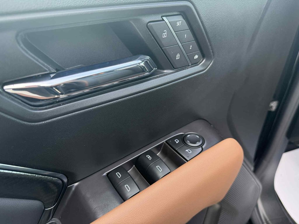 2026 GMC Canyon AT4 in Grand Falls, New Brunswick - 15 - w1024h768px