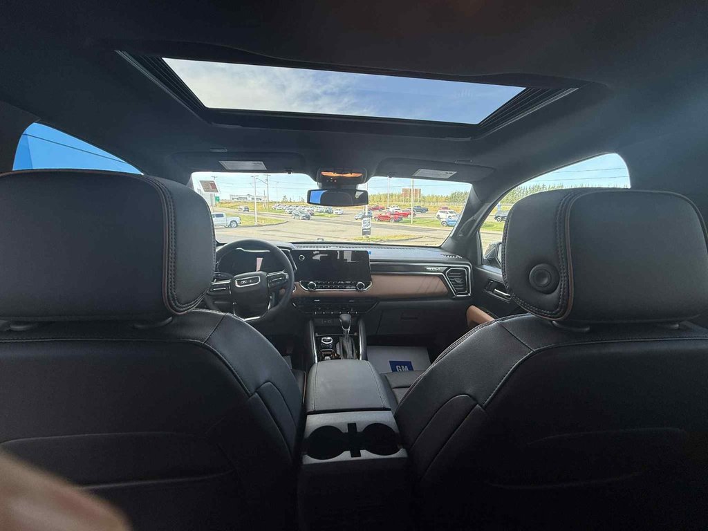 2026 GMC Canyon AT4 in Grand Falls, New Brunswick - 9 - w1024h768px