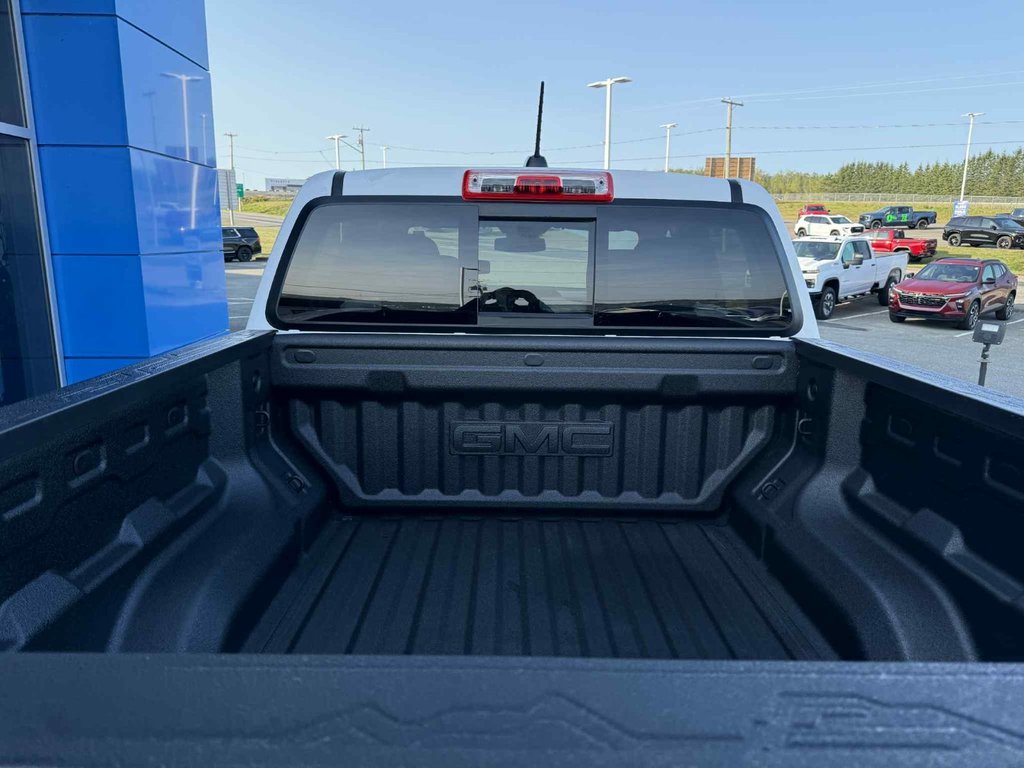 2026 GMC Canyon AT4 in Grand Falls, New Brunswick - 7 - w1024h768px