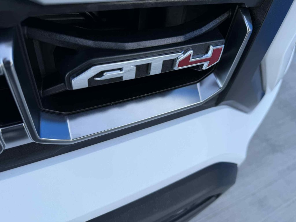 2026 GMC Canyon AT4 in Grand Falls, New Brunswick - 11 - w1024h768px