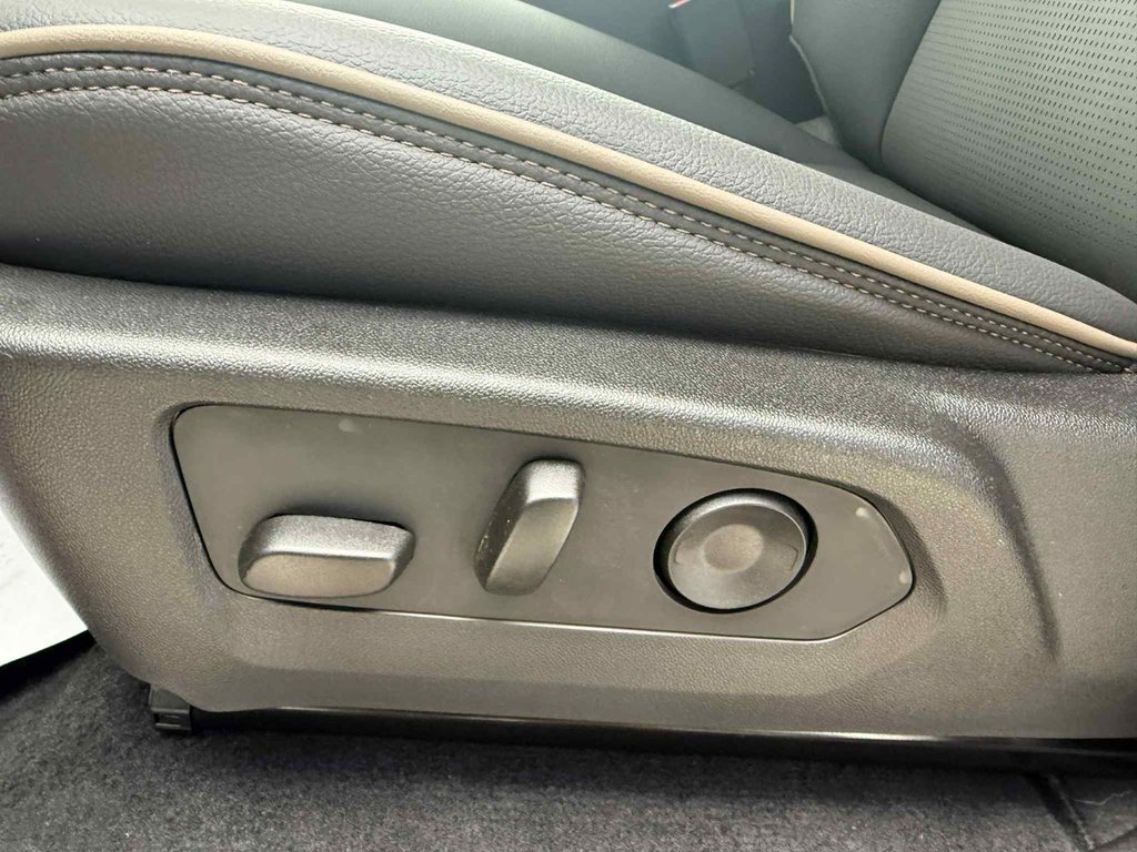 2026 GMC Canyon DENALI in Grand Falls, New Brunswick - 10 - w1024h768px