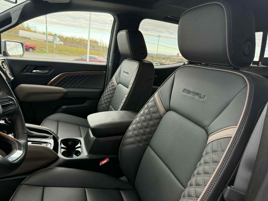 2026 GMC Canyon DENALI in Grand Falls, New Brunswick - 15 - w1024h768px