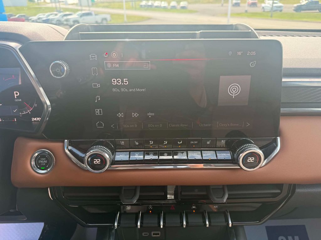 2026 GMC Canyon AT4 in Grand Falls, New Brunswick - 15 - w1024h768px