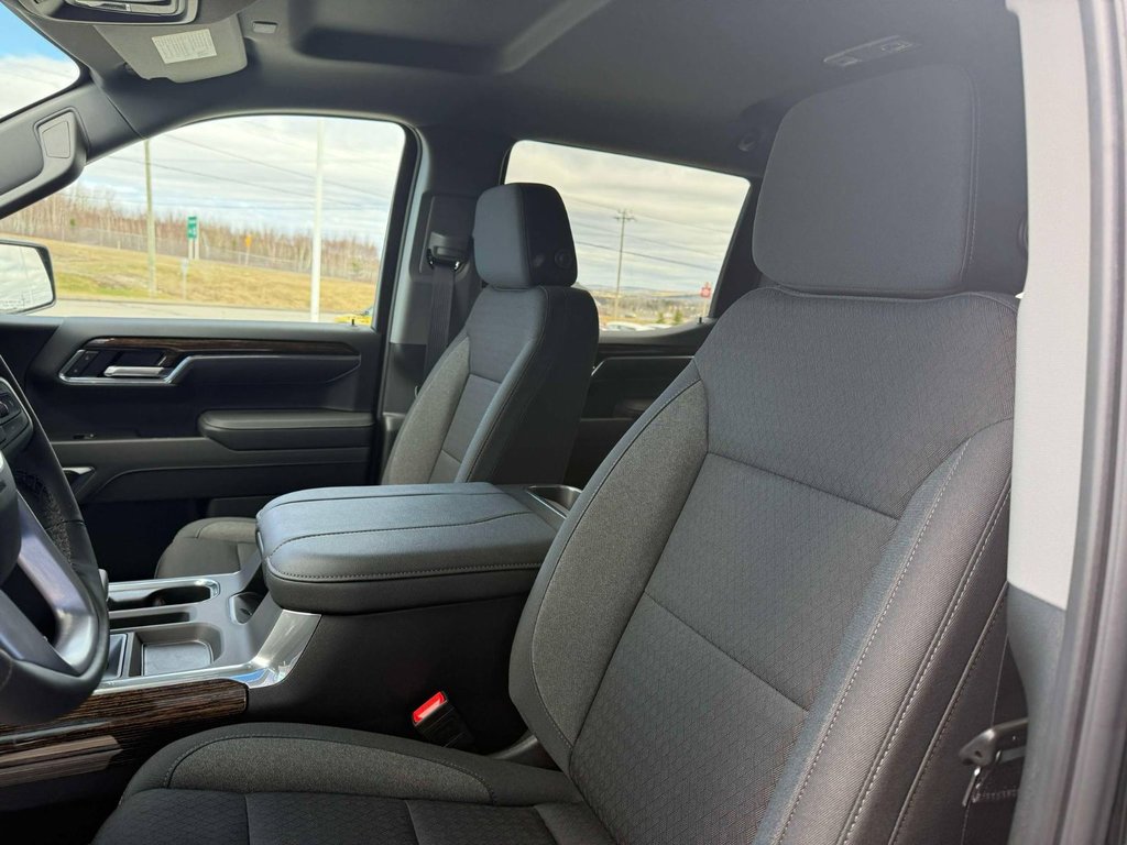 2025 GMC Sierra 1500 ELEVATION in Grand Falls, New Brunswick - 17 - w1024h768px