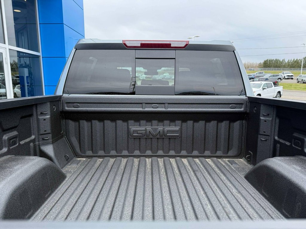 2025 GMC Sierra 1500 AT4 in Grand Falls, New Brunswick - 7 - w1024h768px