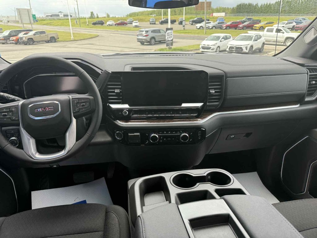 GMC Sierra 1500 SLE 2025 à Grand Falls, Nouveau-Brunswick - 9 - w1024h768px