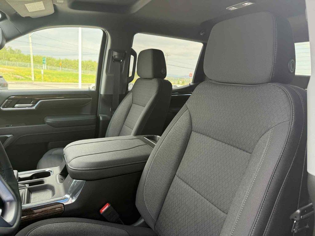 2025 GMC Sierra 1500 ELEVATION in Grand Falls, New Brunswick - 16 - w1024h768px